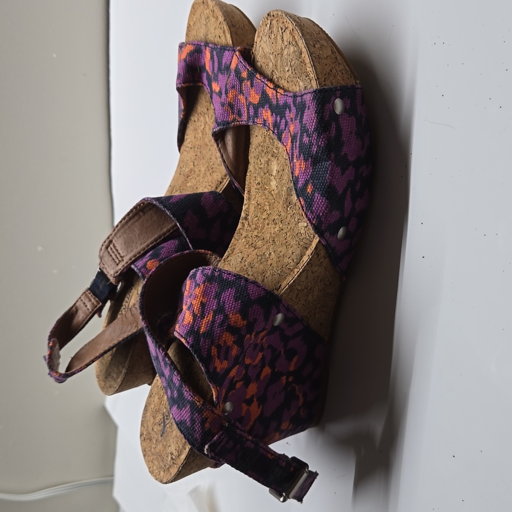 NWOT Lucky Brand Wedges!